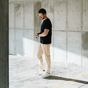 NWT ZYIA Men's Khaki Office Chinos 30" Size Medium